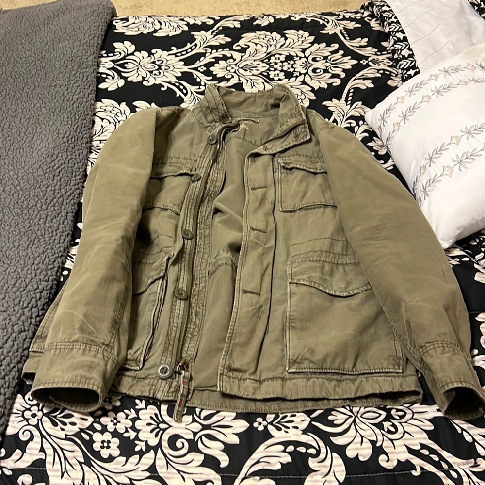 American Eagle olive canvas jacket